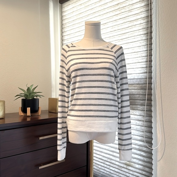 Woman's M Magaschoni Cream & Black Striped Crew Neck Sweater. Size XS - Picture 2 of 7